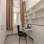 아파트 Spacious 3-bedroom In 부쿠레슈티